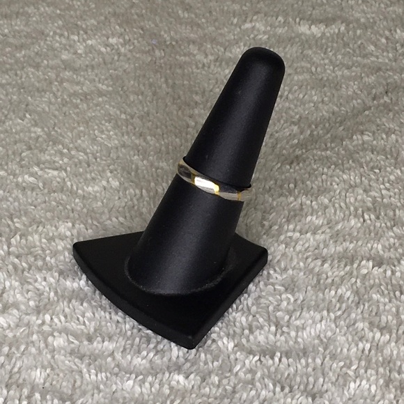 Celine Platinum and Yellow Gold Band Ring (size 7.25) - Picture 2 of 7